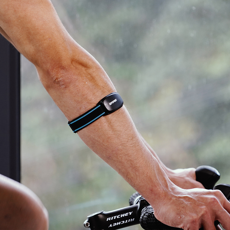 iGPSPORT 65 Hours Heart Rate f - Dual Monitor Stand 评论和价格